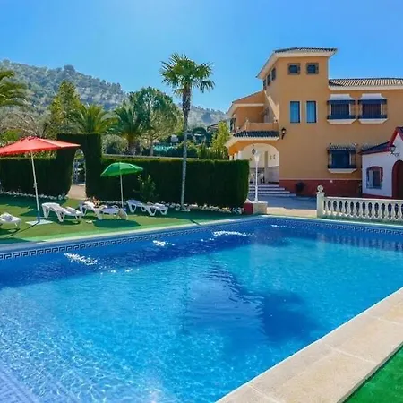 Holiday home Hacienda La Toscana Priego De Cordoba